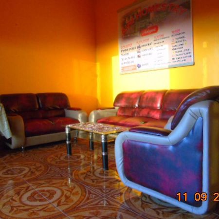 Aini Home Stay Ternate Exterior foto