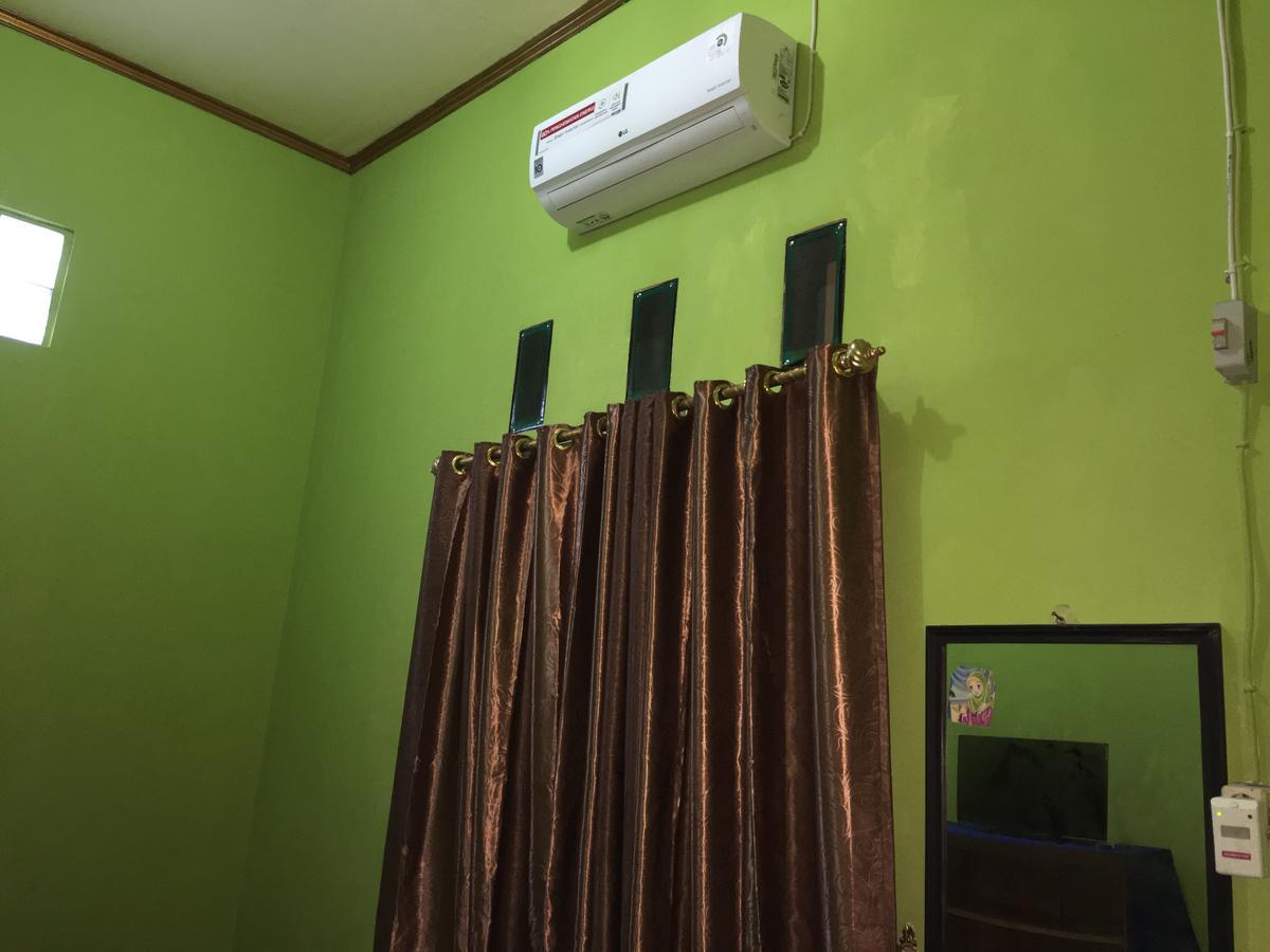 Aini Home Stay Ternate Exterior foto