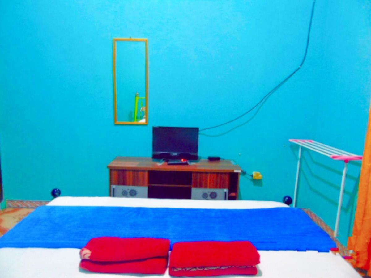 Aini Home Stay Ternate Exterior foto