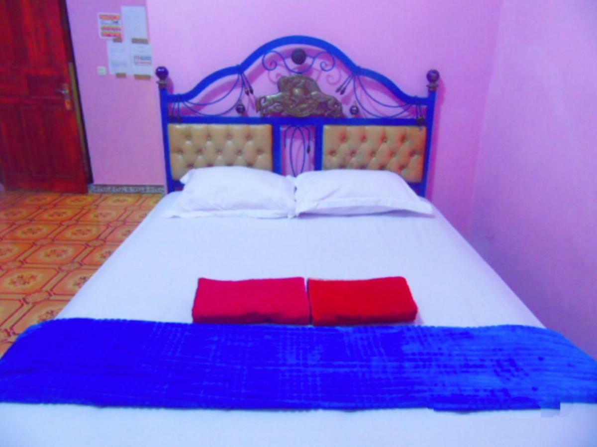 Aini Home Stay Ternate Exterior foto